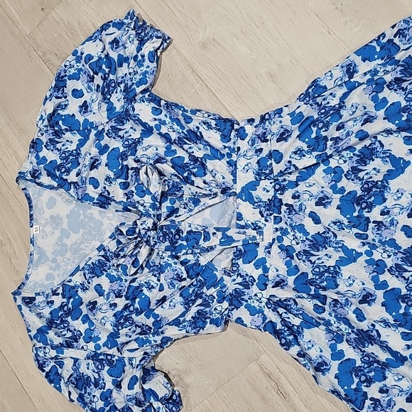 Print Tie-front A line dress - Picture 5 of 6